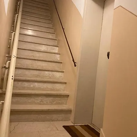San Marco Orange Nest * البندقية